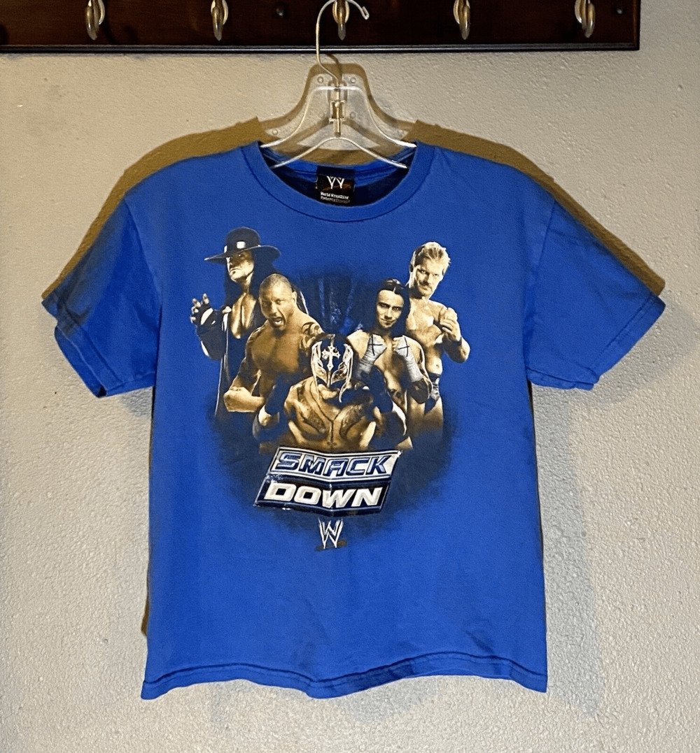 2009 Boy’s WWE Smackdown T-Shirt Blue Sz XL